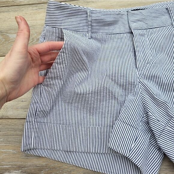Cynthia Steffe blue and white striped summer shorts coastal aesthetic size 6 - Picture 4 of 10